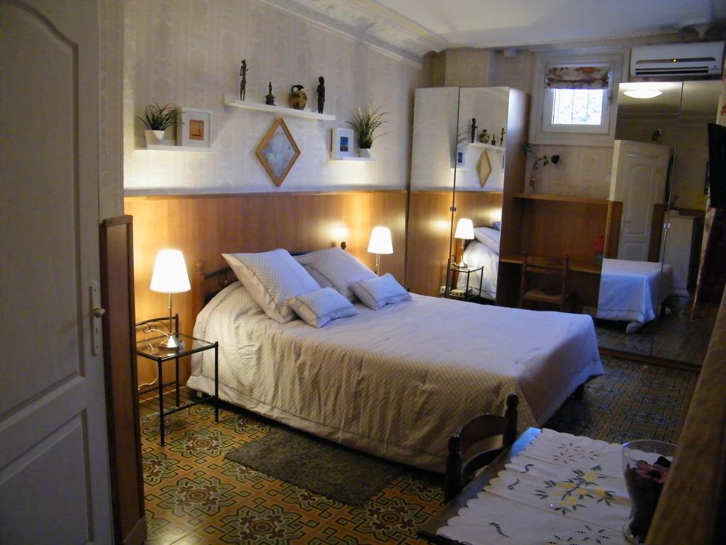 Chambres D'Hotes La Maison Sur Le Port Mèze Cameră foto
